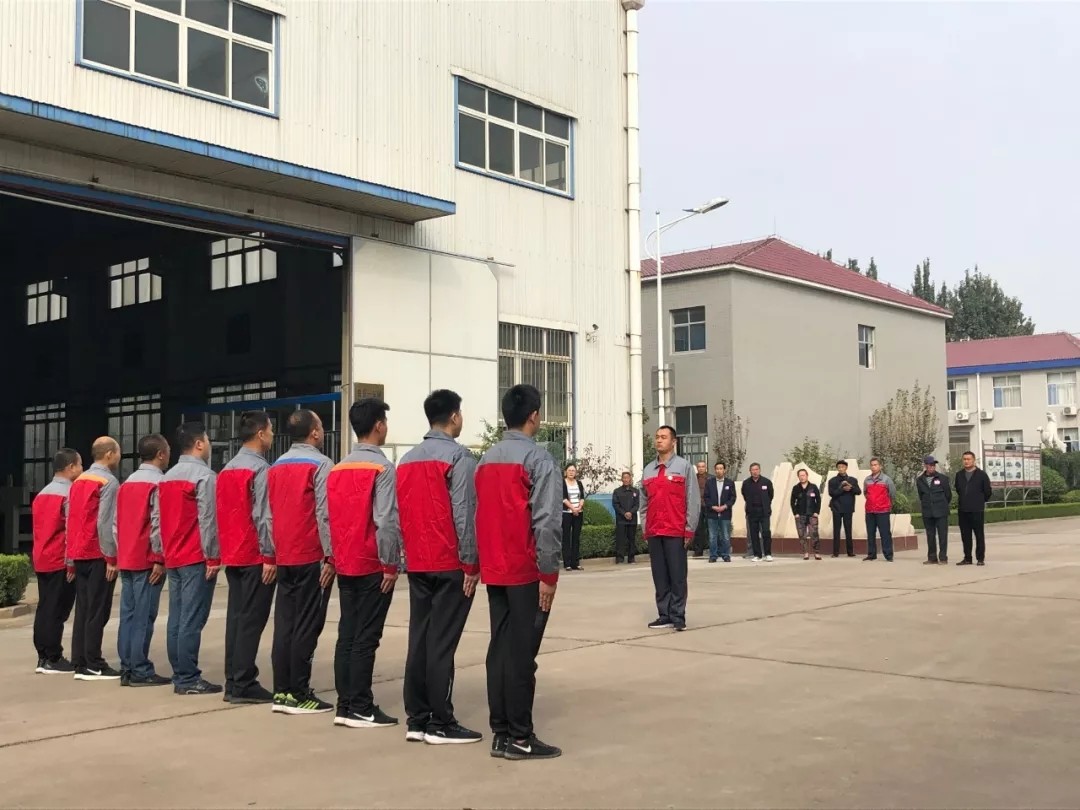 關(guān)心國防建設(shè)，信川重在行動！
