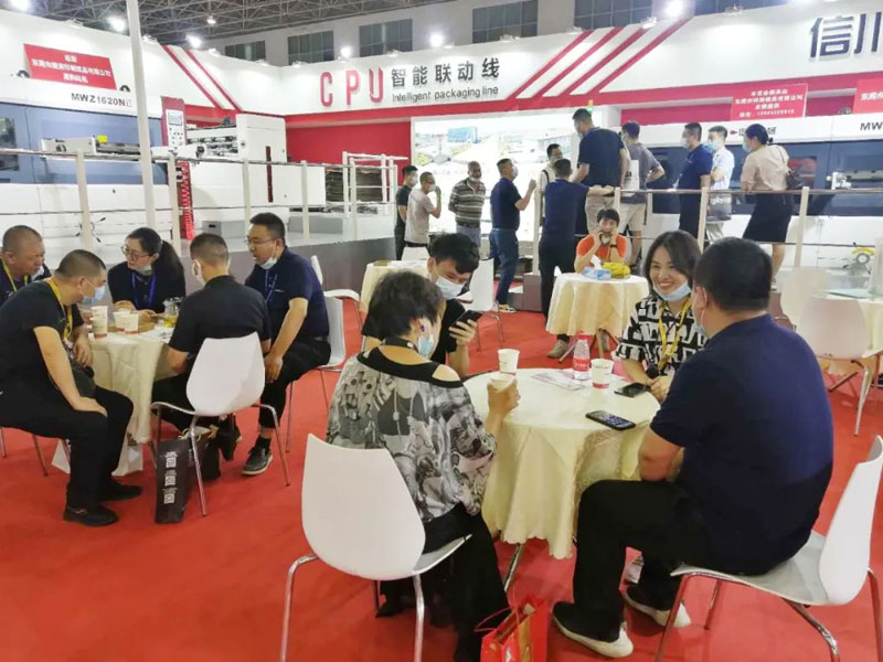 展會進行時|直擊精彩瞬間，信川機械展臺熱潮連連