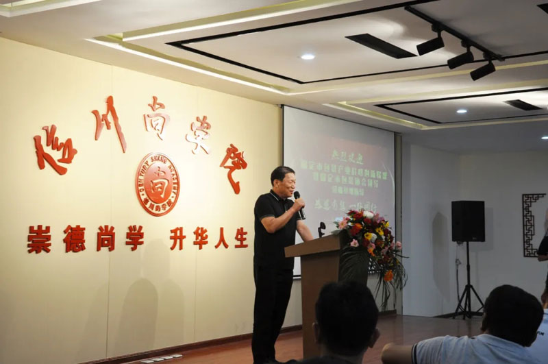 感恩有您，一路同行--熱烈歡迎保定包裝協(xié)會(huì)蒞臨信川參觀指導(dǎo)！
